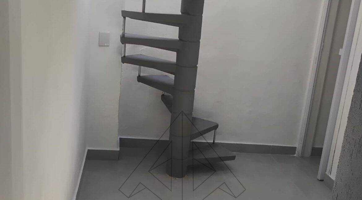 WhatsApp Image 2025-10-20 at 09.25.15